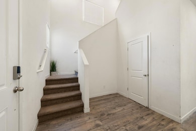 7664 Walpole Way, Elk Grove, CA 95758 - photo 4