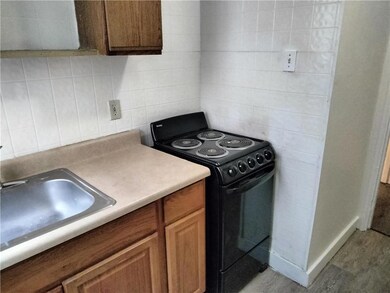 36 S 5th St unit 2, Allentown, PA 18101 - photo 7