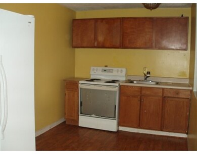 594 American Legion Hwy unit 10, Roslindale, MA 02131 - photo 3