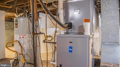 818 E Pear St, Vineland, NJ 08360 - photo 5