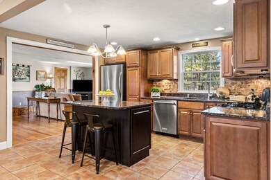 8 Jefferson Rd, Methuen, MA 01844 - photo 6