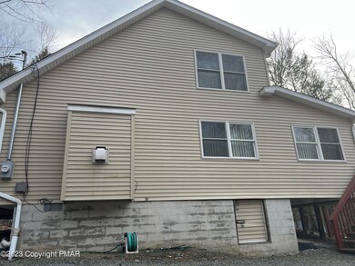 1035 Sundew Rd, Jefferson Township, PA 18436 - photo 6