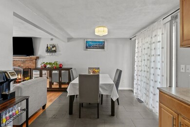 898 Read St, Attleboro, MA 02703 - photo 6