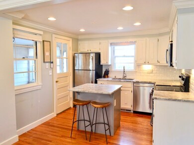 366 Garden City Dr, Cranston, RI 02920 - photo 3