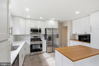 2828 Alabama Ave, Halethorpe, MD 21227 - photo 6