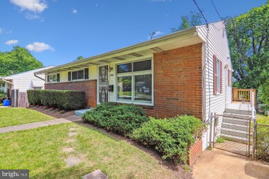 1904 Lewis Ave, Rockville, MD 20851 - photo 3