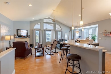 5183 Vicus Castri, Osage Beach, MO 65065 - photo 4