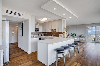 3111 Bel Air Dr, Unit#23F, Las Vegas, NV  89109