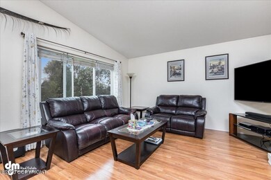 03-Living Room-DW-4408