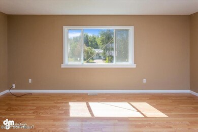 03-Living Room_DMD_0883