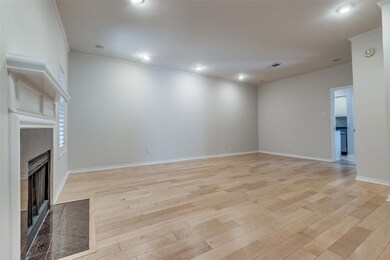 6123 Oram St unit 3, Dallas, TX 75214 - photo 5