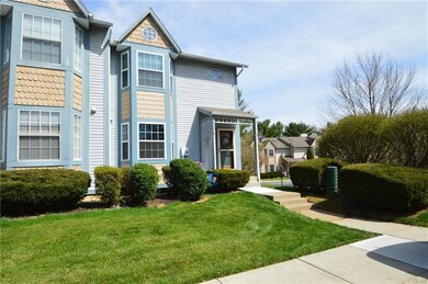 126 Quaker Dr, Bethlehem, PA 18020 - photo 2