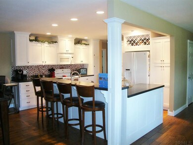 514 E Broadway St, Loogootee, IN 47553 - photo 2