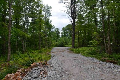 555 Chestnut St, Claremont, NH 03743 - photo 2