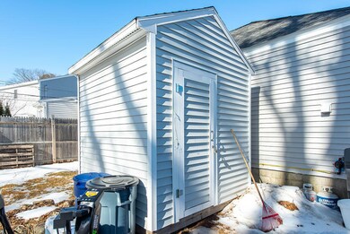 16-18 Macdougal St, Kittery, ME 03904 - photo 6