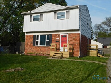 2213 Dahlia Cir, Toledo, OH 43611 - photo 2