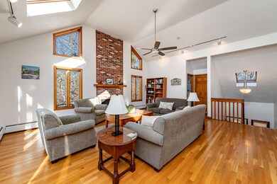 28 Vickers St, Edgartown, MA 02539 - photo 5