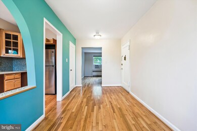 2406 Colston Dr unit 202, Silver Spring, MD 20910 - photo 4