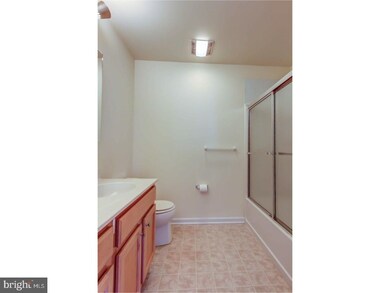 27 Green St unit 3, Souderton, PA 18964 - photo 7