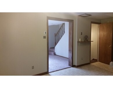 520 Bemis Rd unit B, Warren, MA 01083 - photo 6