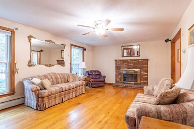 78 Wentworth Dr, Bedford, NH 03110 - photo 4