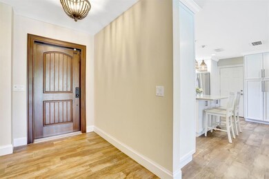 04 Foyer