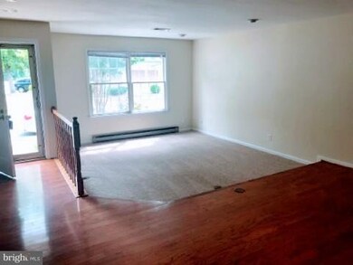 4022 Chetham Way, Woodbridge, VA 22192 - photo 2