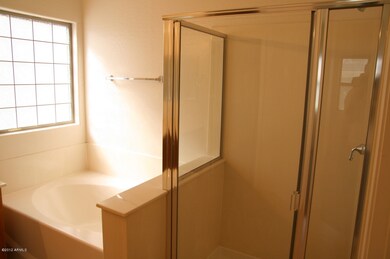 Shower & tub