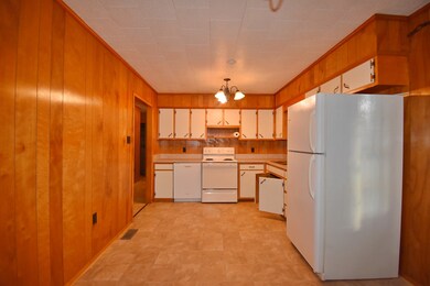 246 Meadow Brook Dr, Linden, TN 37096 - photo 7