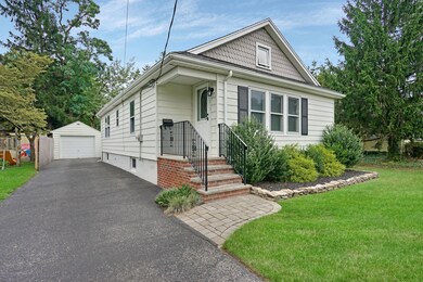 65 Manning St, Red Bank, NJ 07701 - photo 3