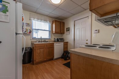 902 N Pine St, Lansing, MI 48906 - photo 6