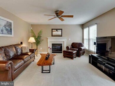 5765 Fincastle Dr, Manassas, VA 20112 - photo 7