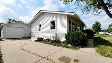 865 Hillview Dr, Marion, IA 52302 - photo 5