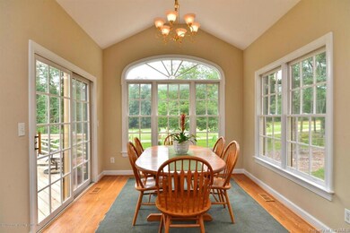 Breakfast Room
