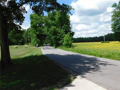 12600 E Quaker Rd, Disputanta, VA 23842 - photo 2