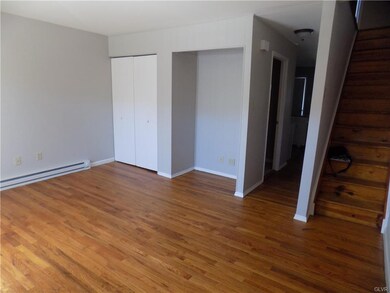 249 E Mosser St, Allentown, PA 18109 - photo 3