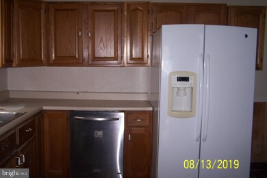 422 Arlington St, Tamaqua, PA 18252 - photo 3