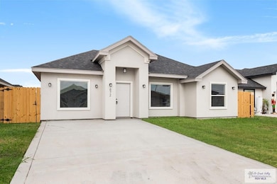 672 Thornton Ln, Brownsville, TX 78521 - photo 2