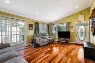 725 Mineola St unit A, Staunton, VA 24401 - photo 4