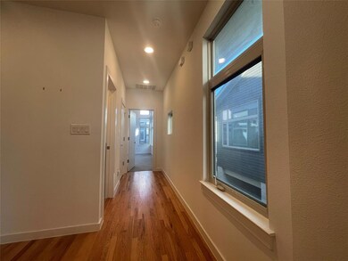 2204 Chunk Ct, Dallas, TX 75206 - photo 7