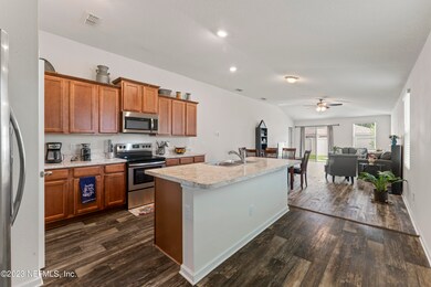 9071 Kipper Dr, Jacksonville, FL 32211 - photo 6