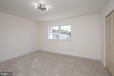 205 K Hampton Ave, Southampton, PA 18966 - photo 6