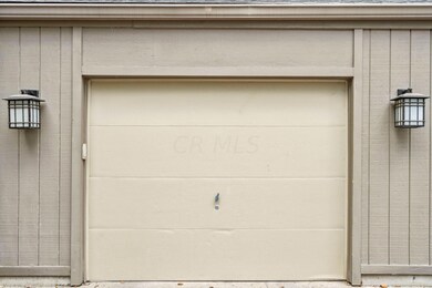 1-web-or-mls-1414-lake-shore-dr-b