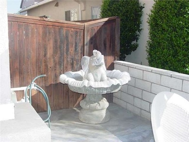 Working decorative fountain
