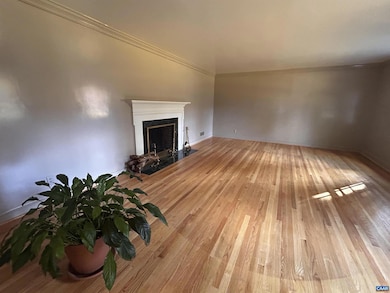 214 Montvue Dr, Charlottesville, VA 22901 - photo 4