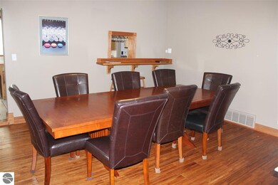 302 Ottawa St, Elk Rapids, MI 49629 - photo 6