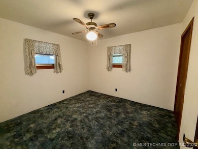 103796 S 407 Rd, Henryetta, OK 74438 - photo 7