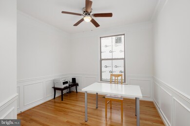 42522 Oxford Forest Cir, Chantilly, VA 20152 - photo 4