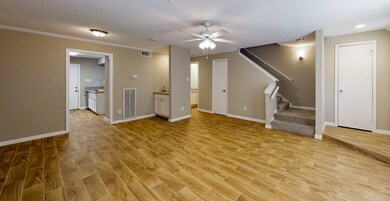 7807 Bateman Ln unit 7807, Houston, TX 77088 - photo 4