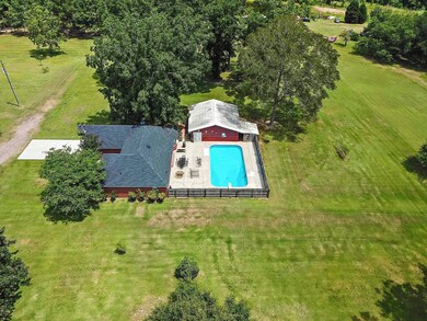 116 Vaughn Dr, Lucedale, MS 39452 - photo 2